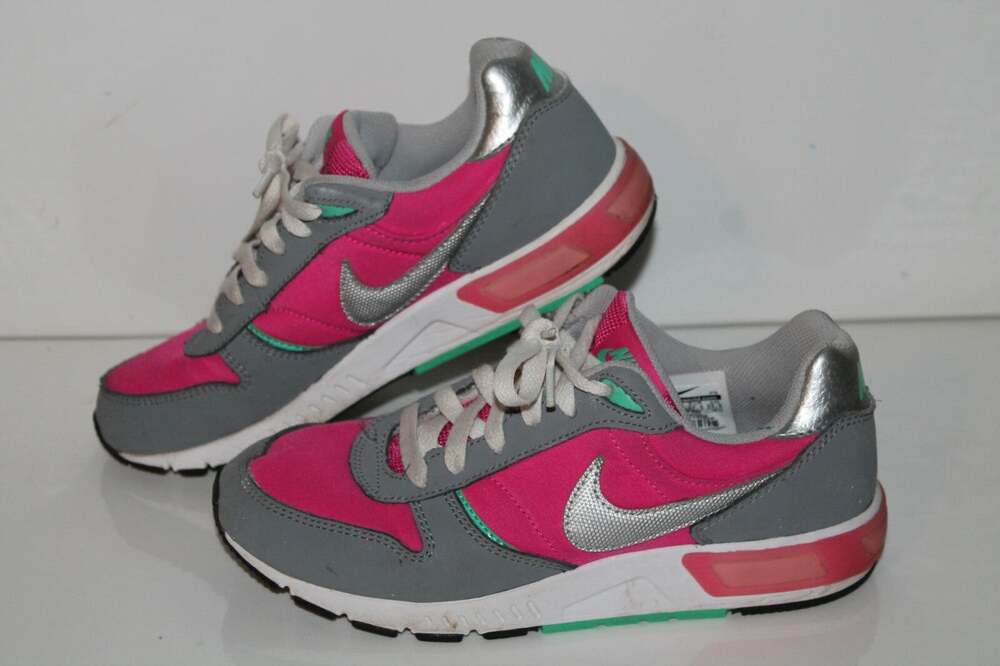 Nike Nightgazer GS Casual Sneakers, Youth 5Y, Pink, Gray, Silver, Retro, Sporty